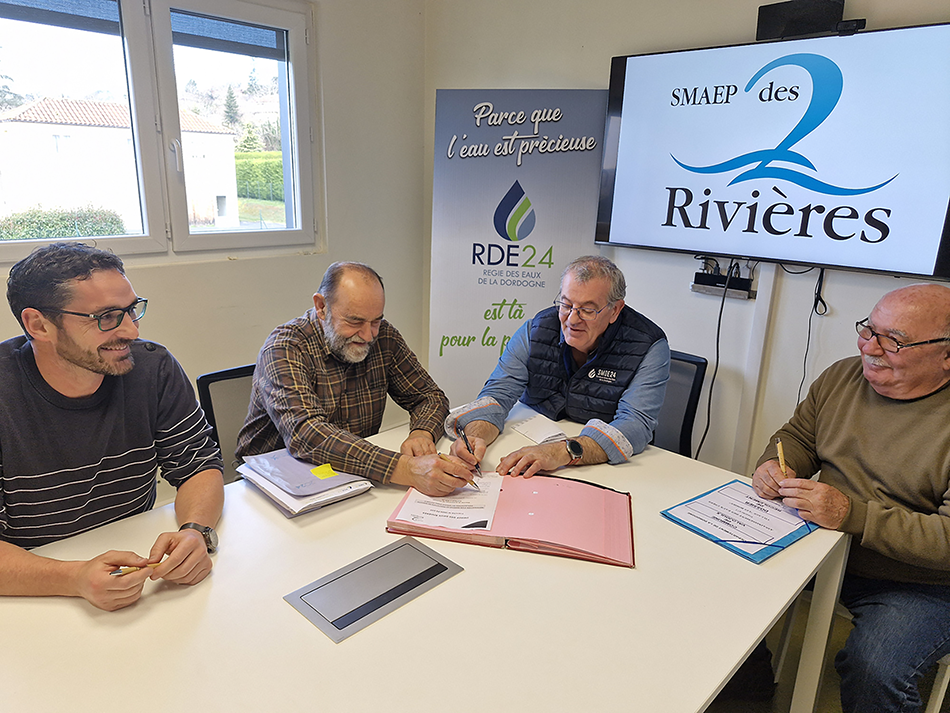 Signature contrat SMAEP des Deux Rivières et RDE 24